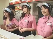 時間が止まっているのウェイトレス
